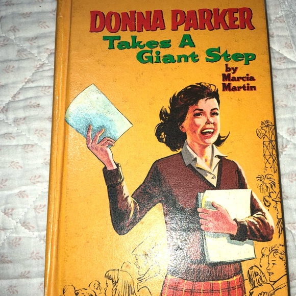 Donna Parker Takes a Giant Step Book - Picture 1 of 9